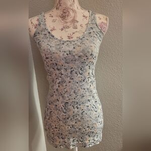 lululemon athletica Sleeveless Floral Wash Tank in Gray & Cream